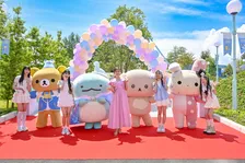富士急ハイランドに新エリア「サンエックス パラダイス」開業　菊地亜美「絶叫と癒しの“二刀流”です」