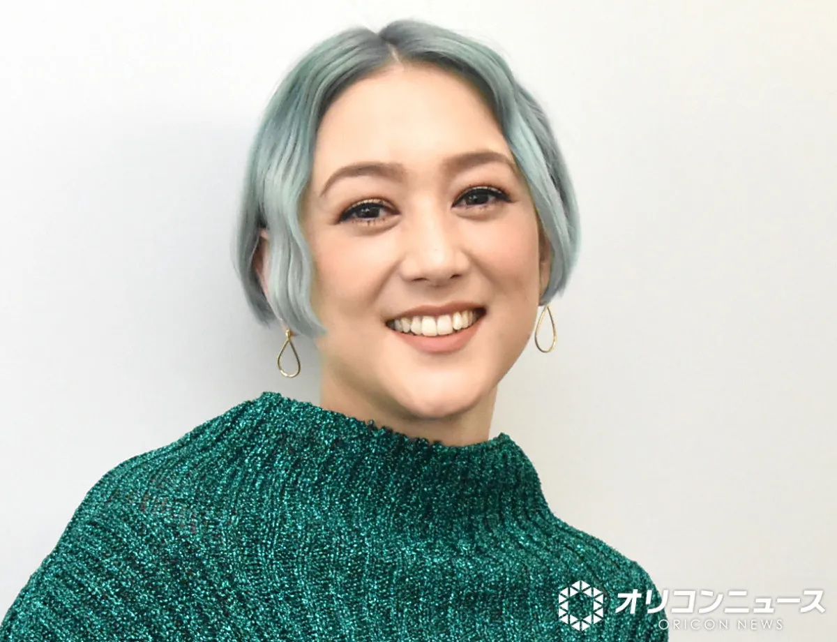 SHELLY、3人の娘たちには“2歳半”から性教育「体の大切な部分の話をしたり」