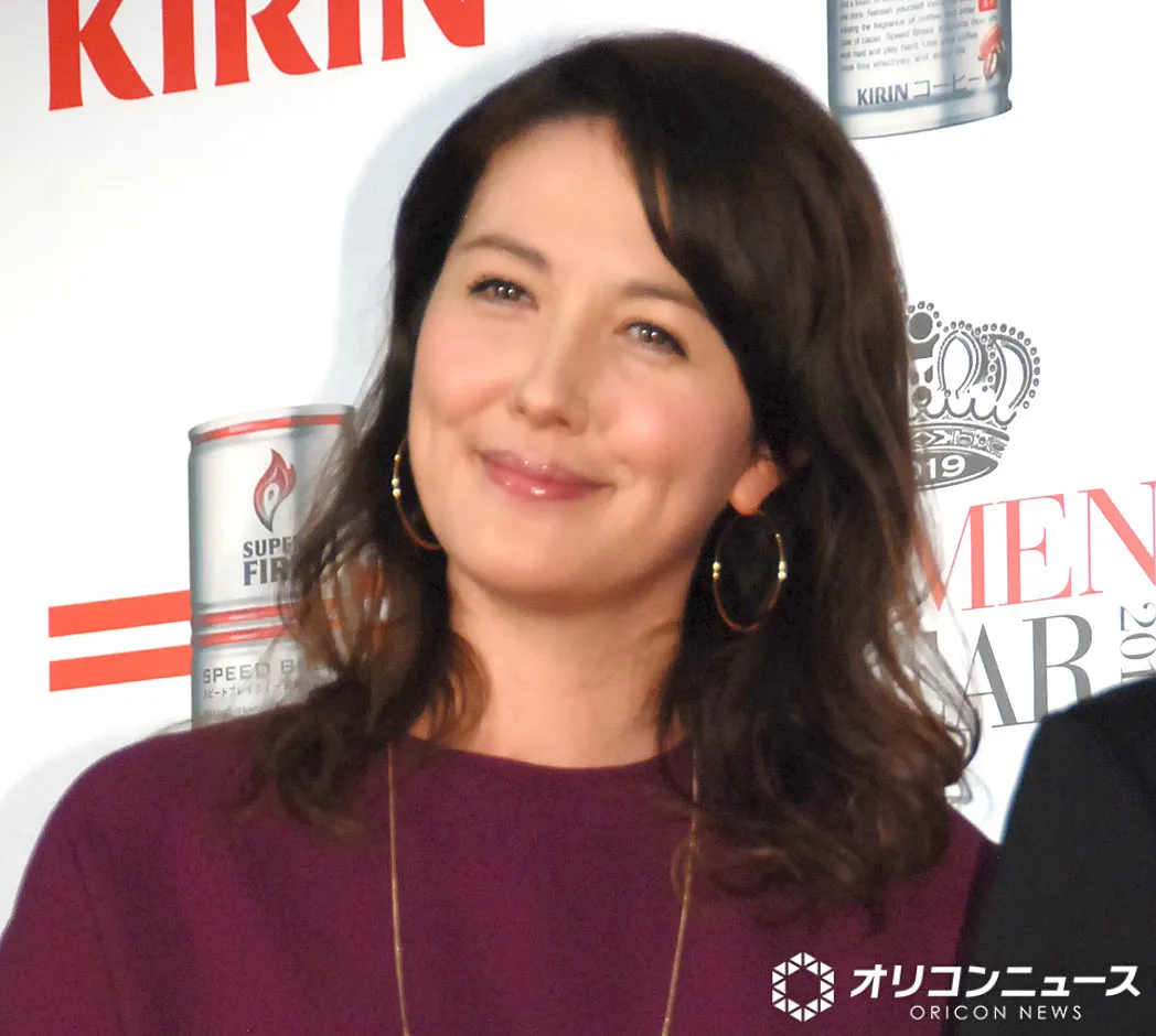 50歳・山本モナ、“ほぼすっぴん”の近影に反響「変わらぬ美しさ」「髪型も相まってキレイすぎる」
