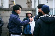 水上恒司、真冬の噴水にダイブ　『犯罪者』メイキング映像第2弾公開