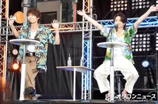 綱啓永＆髙松アロハ、涼し気なアロハシャツで登場　サウナで遭遇したエピソード披露