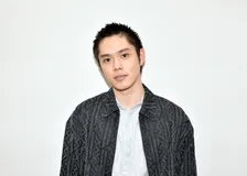 細田佳央太、『ラヴィット！』生放送で“午前9時”から全力熱唱「グッバイ　君の～♪」　SNS反響「顔真っ赤っ赤にして可愛いじゃん」「細田くんの持ちネタに」