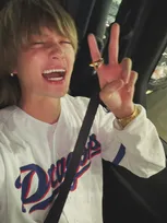 M!LK佐野勇斗、“意外な友達”を公開　21年前の“秘蔵ショット”にファン歓喜「神秘的」「この頃からある意味“大物”」