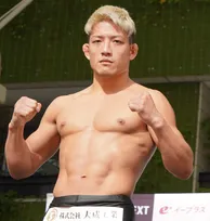 【RIZIN】堀江圭功の神対応にアイドルが感激！クロちゃんプロデュース「豆柴の大群」動画に出演
