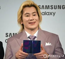 42歳・カズレーザー、車の便利さを再発見「絶対にあった方がいい」　最近、普通自動車免許を取得