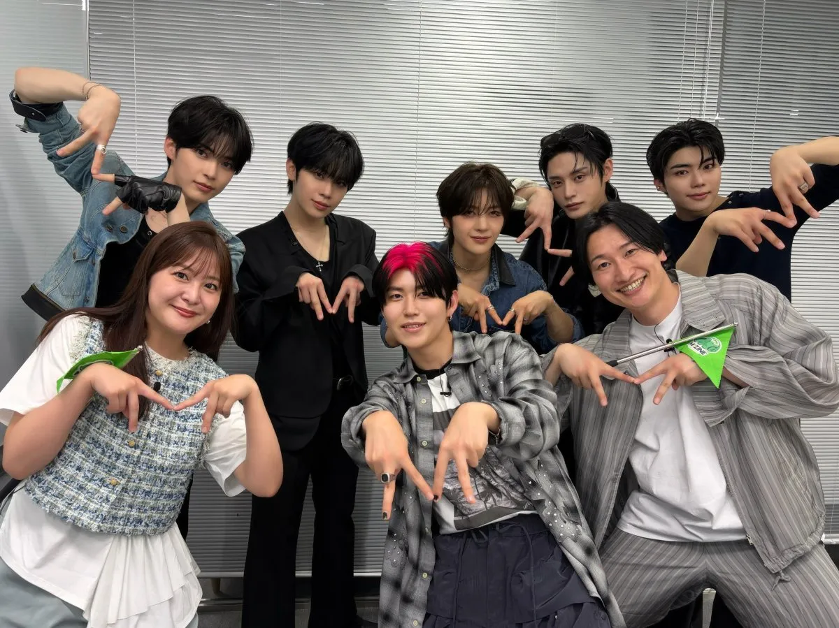 ZEROBASEONE、韓国歌番組『M COUNTDOWN』収録現場に潜入　Mrs. GREEN APPLE・若井滉斗ら感心