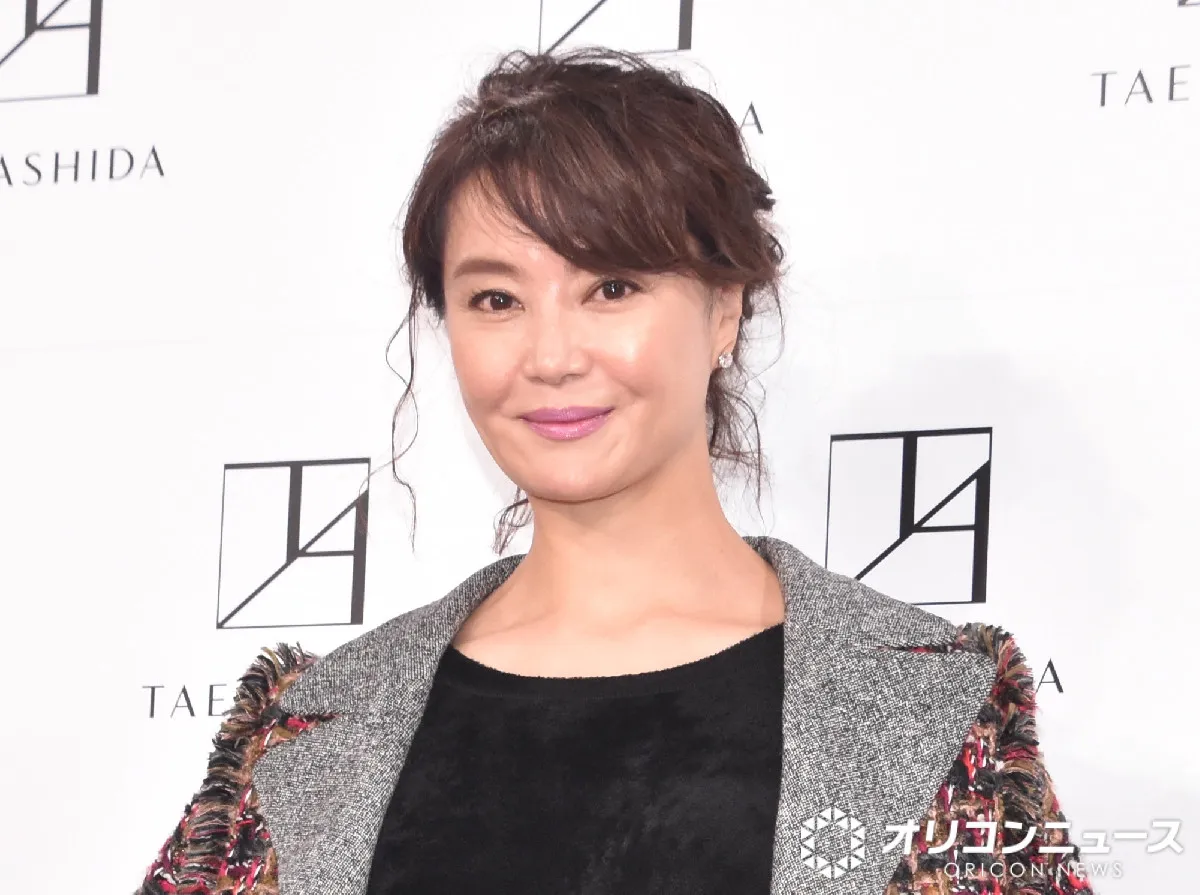 観月ありさ、歌手デビュー35周年で秘蔵ショット公開　懐かしのCMオフショットにファン歓喜「めんこすぎる」「キラキラしてますね」