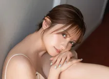 桃月なしこ、夏らしさたっぷりのグラビア「今年初めてプールに」