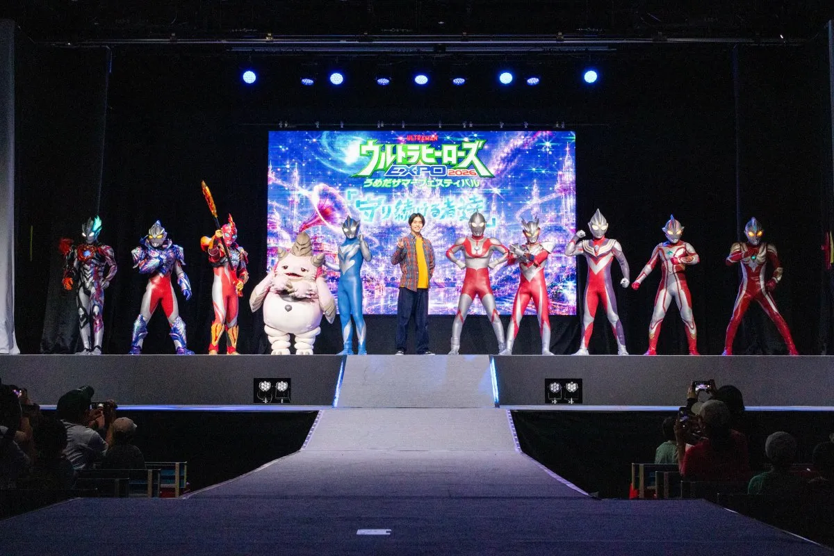 『ウルトラマンテオ』岩崎碧、大阪オリジナルステージに登壇　歴代ウルトラマンと共演