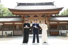 横浜流星、“20代最後の作品”の大ヒット祈願　広瀬すず＆藤井道人監督と今治の“パワースポット”へ