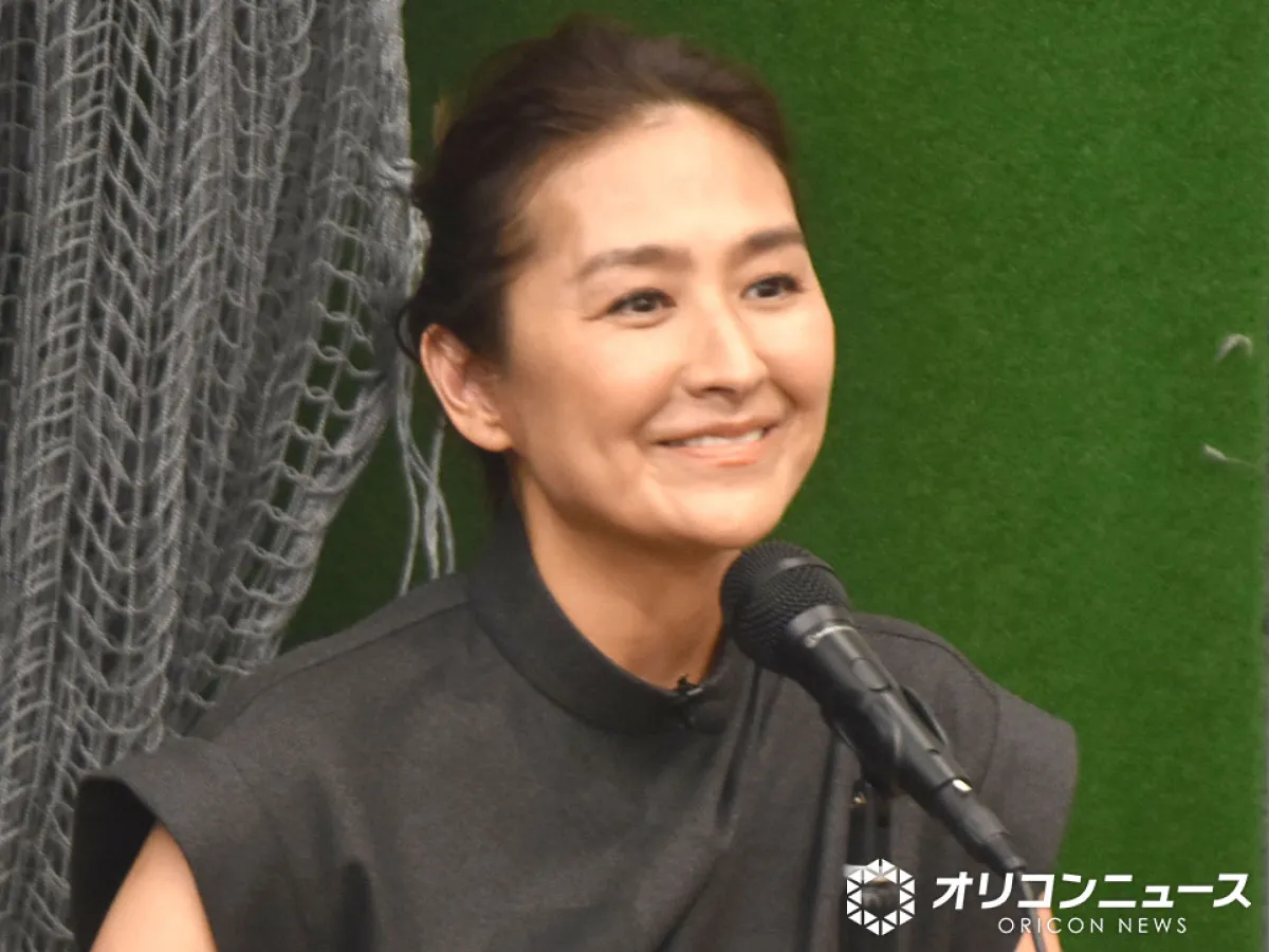 57歳・亜希が明かす、更年期の体験談「嫌なことはやらなかったかな」　50前後で感じた揺らぎと“無理せず立ち止まる”大切さ