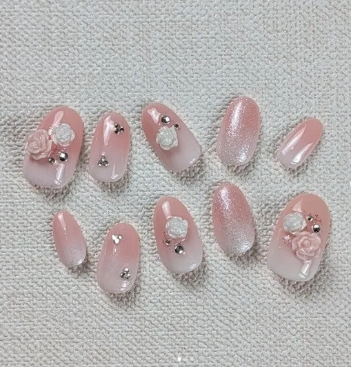 「実は作ってるのは…」100均材料で作る本格ネイルチップがいいね10万超の大バズり…その理由は？