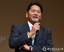 元俳優・榎本加奈子さん、夫・佐々木主浩氏とマリナーズ球場で2ショットの近影披露「相変わらずお綺麗です」「佐々木さんご夫婦、素敵すぎます」