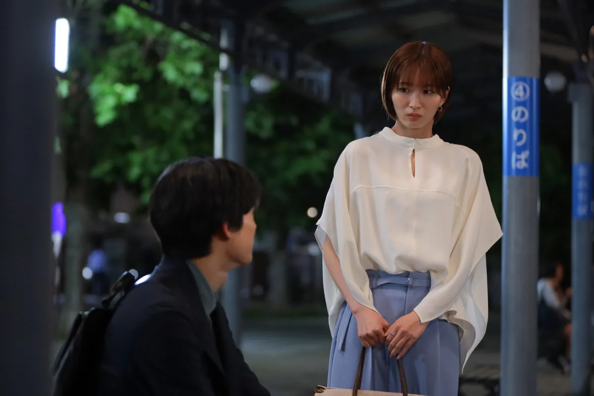 『告白－25年目の秘密－』爽太（松村北斗）、麻里子（岡崎紗絵）に秘密がにバレる