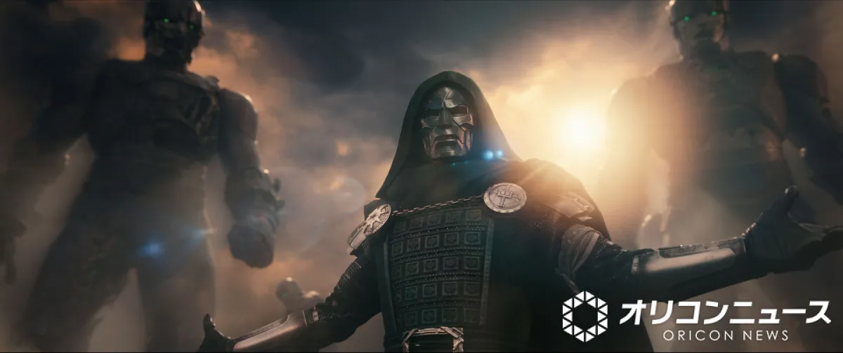 『アベンジャーズ／ドゥームズデイ』新予告解禁　ドゥーム、ソーの一撃を指2本で阻止