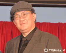 『ガンダムSEED』監督、本格的なフリーダム機体＆西川貴教のコスプレイヤーと2ショット