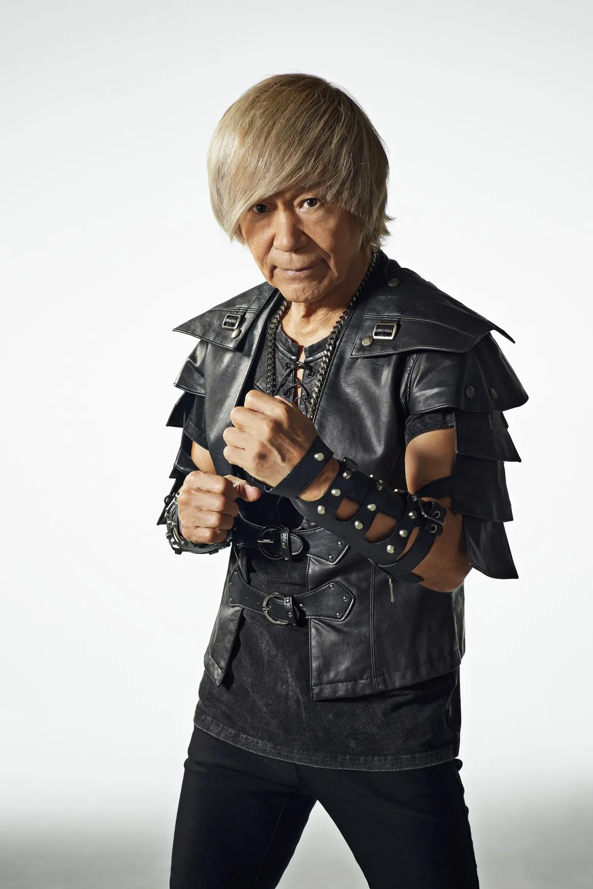 79歳・串田アキラ、“夏の紅白”で元気な歌声　急性すい炎で「命も危ぶまれる状況」から復活　SNS「涙が止まらなかった」「元気が出ました！」【うたであえたら】