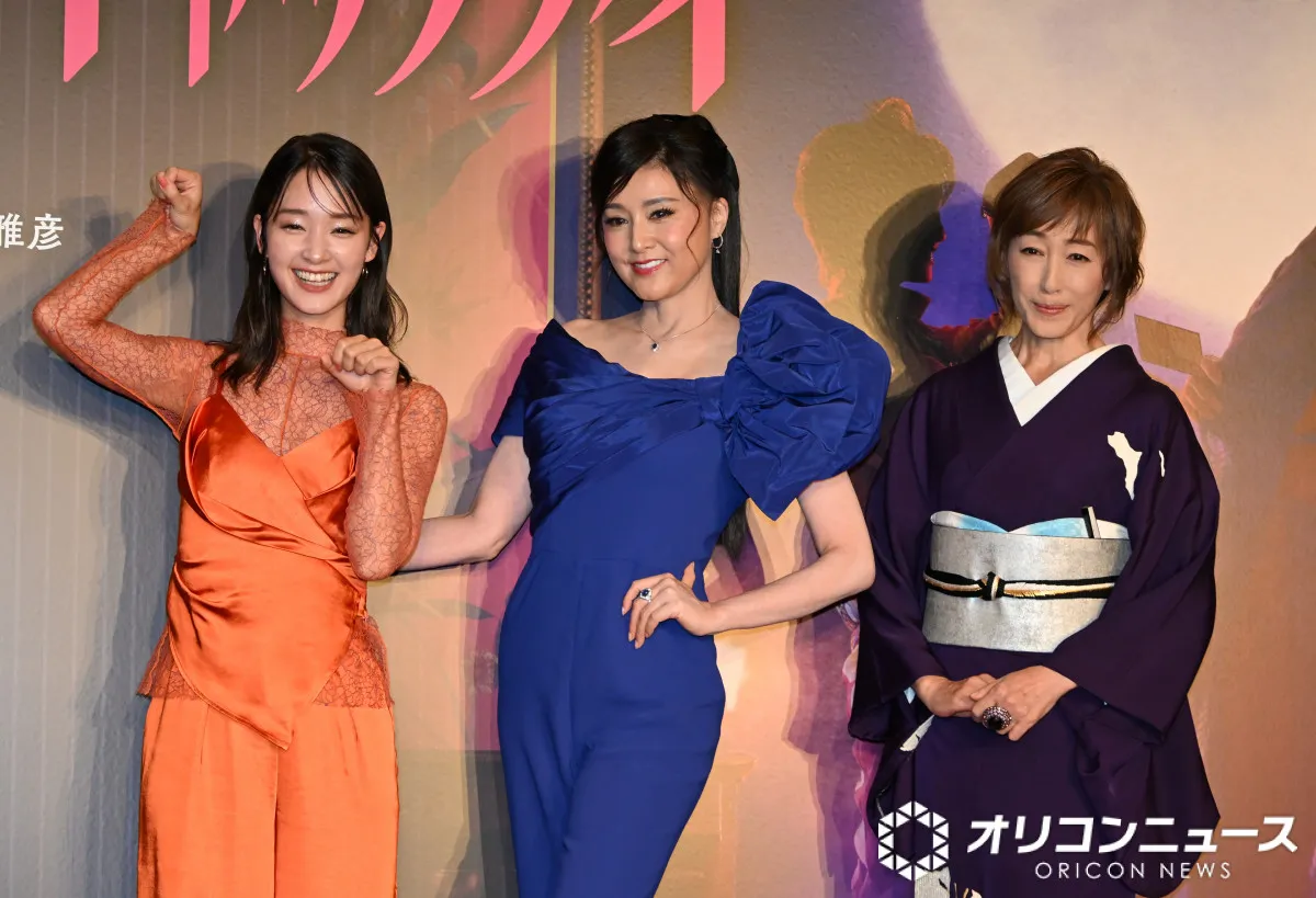 藤原紀香＆剛力彩芽＆高島礼子、まるで本物の三姉妹　プライベートでも和気あいあい「このまま仲いい友だちで」