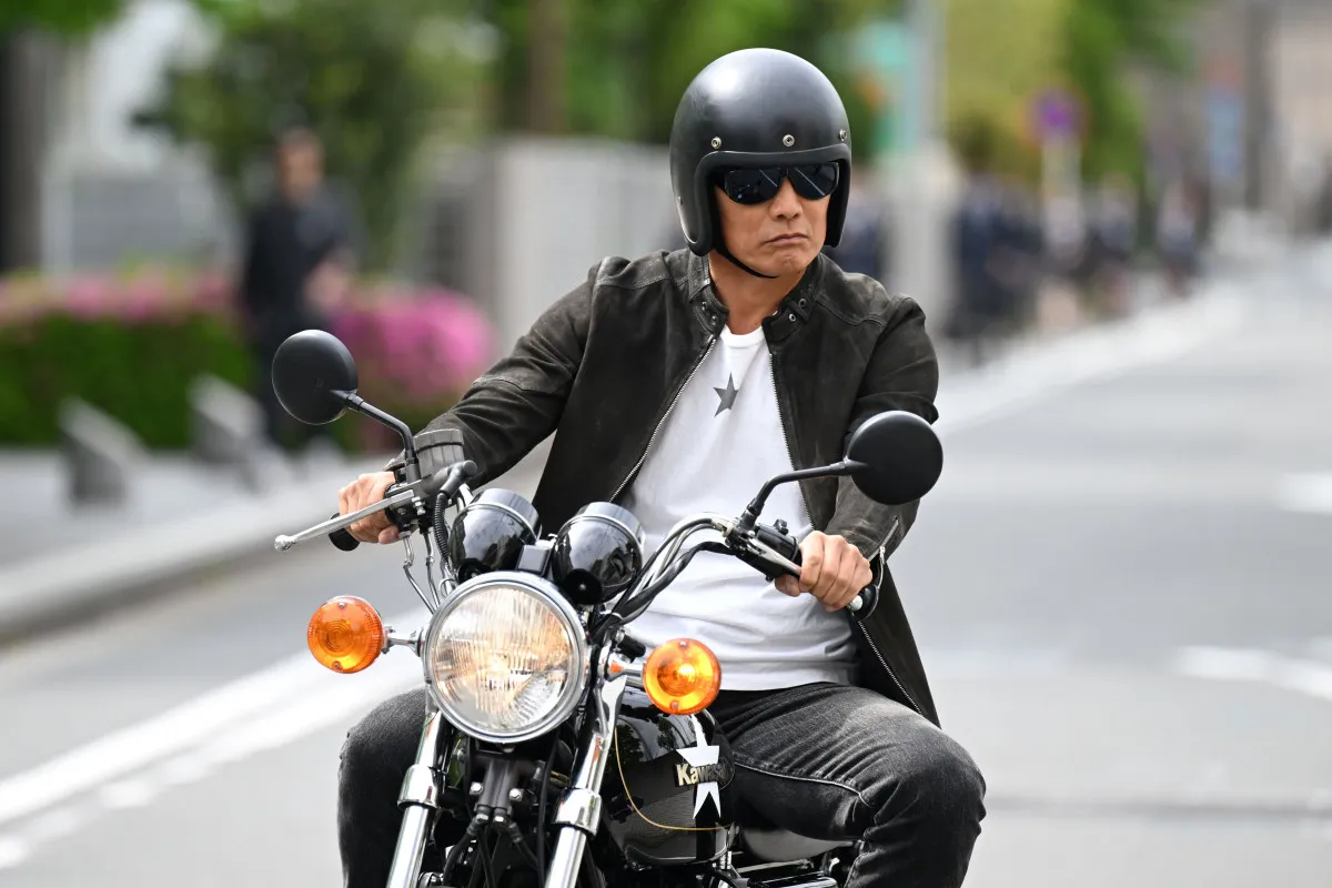 『GTO』“鬼塚”反町隆史がバイクトーク…今後の伏線？ 相手に注目集める「バイクの見かた本物」「フラグ立ったな（笑）」