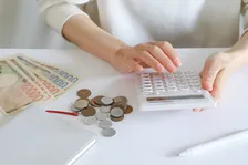 なぜかお金が貯まらない人に共通点、元銀行員が明かす「お金のプロがしないこと5選」【後編】