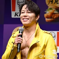 西川貴教、バキバキ肉体美でイベントに登場　“脱ぎ仕事”が増え「もう8ヶ月ぐらいこの体」