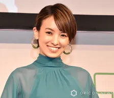 南明奈「髪ブルーにしたよ」　“印象ガラリ”なイメチェン姿を披露「おしゃれ」「すごくお似合い」