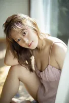 モー娘。卒業の小田さくら“アイドル人生最後”の写真集発売「“アイドル・小田さくら”として誇りに思います」
