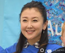 「珍しく…」東ちづる、夫・堀川恭資氏との2ショットを公開　堀川氏からのサプライズにファンも感激「素敵すぎます！」「優しいご主人」