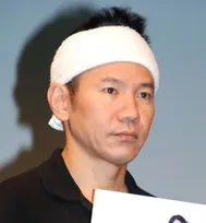 57歳・オモロー山下、第1子男児の誕生を報告「元気に子供と走り回れるように、体を鍛え直します！」