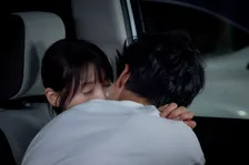 “花恵”中村ゆりか、同級生・“涼平”葉山奨之から突然の車内キス『夫に不倫をお願いされました』第7話【あらすじ】