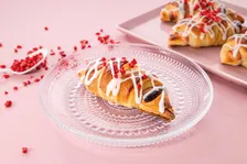 サンマルクカフェ、進化系チョコクロ新作は『プレミアム ICHIGO』＆初の『パン・オ・ショコラ』