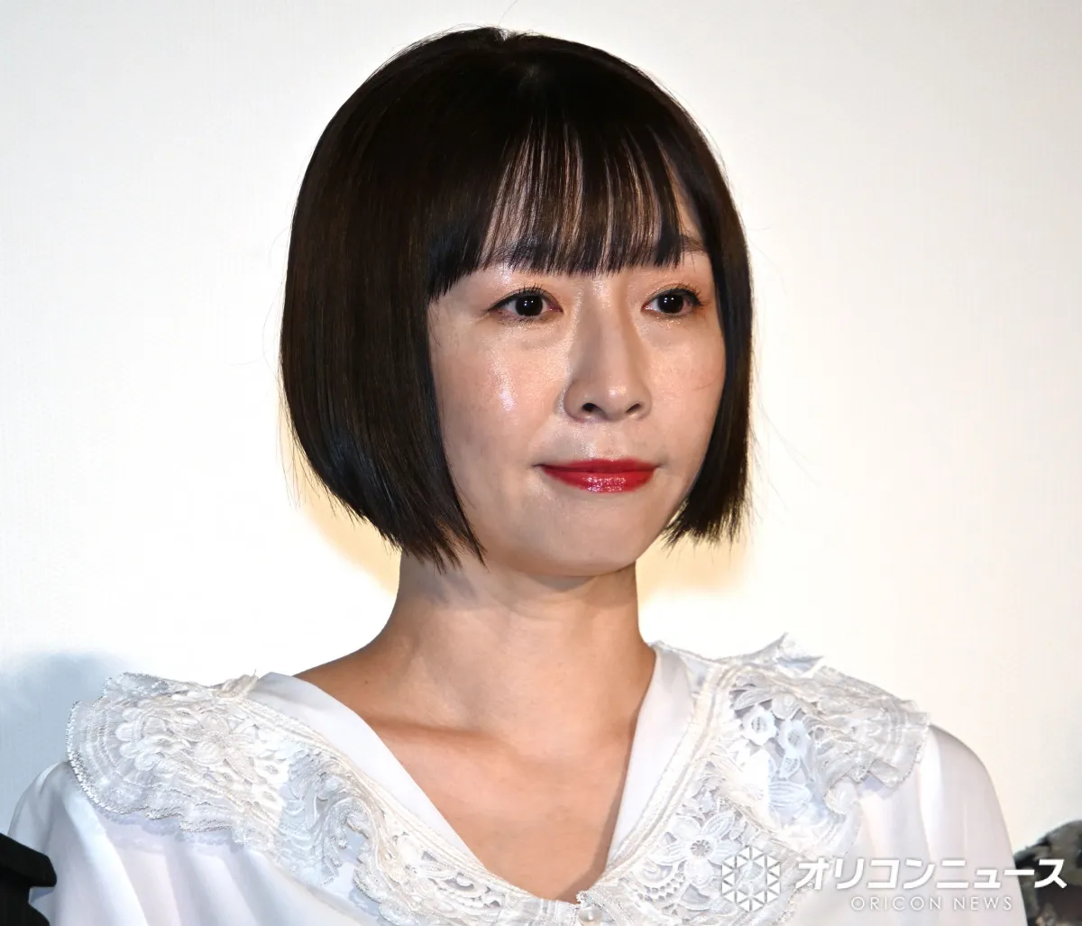 酒井若菜、マイルールを明かす「朝起きた時と夜寝る前に抱きついてます」　美保純のお願いに吉岡里帆がツッコミ