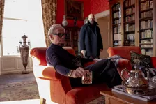 ビル・ナイ、ステイサム愛とスーツ愛が止まらない　『シェルター』ではパジャマ姿を拒否