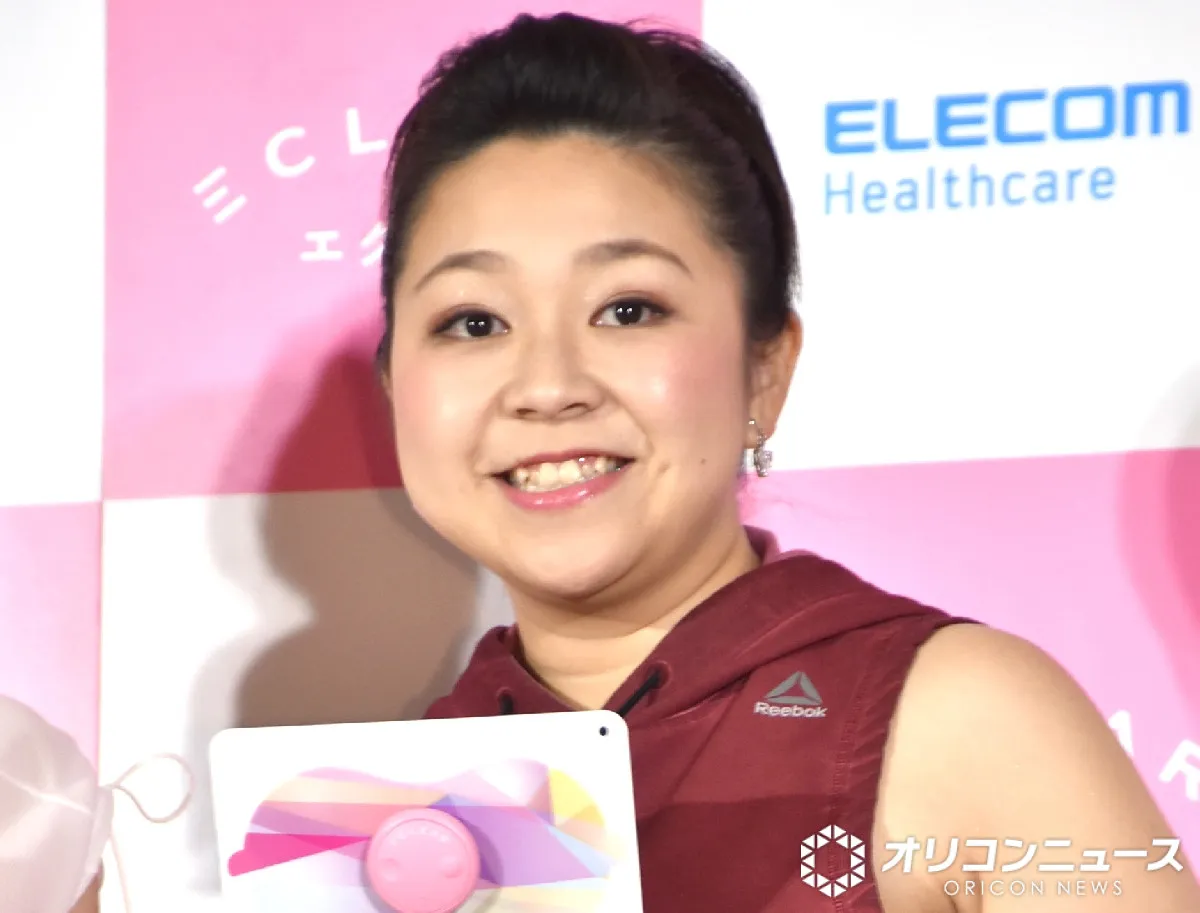 やしろ優、4歳長男と“おそろいコーデ”親子ショット披露「仲良し親子」「二人でモデル」