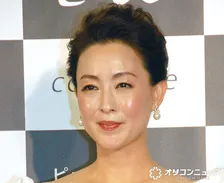 61歳・床嶋佳子「だからお綺麗なんだ…」　毎朝欠かさない“話題の1杯と15粒の種”　ヘルシー朝食を公開