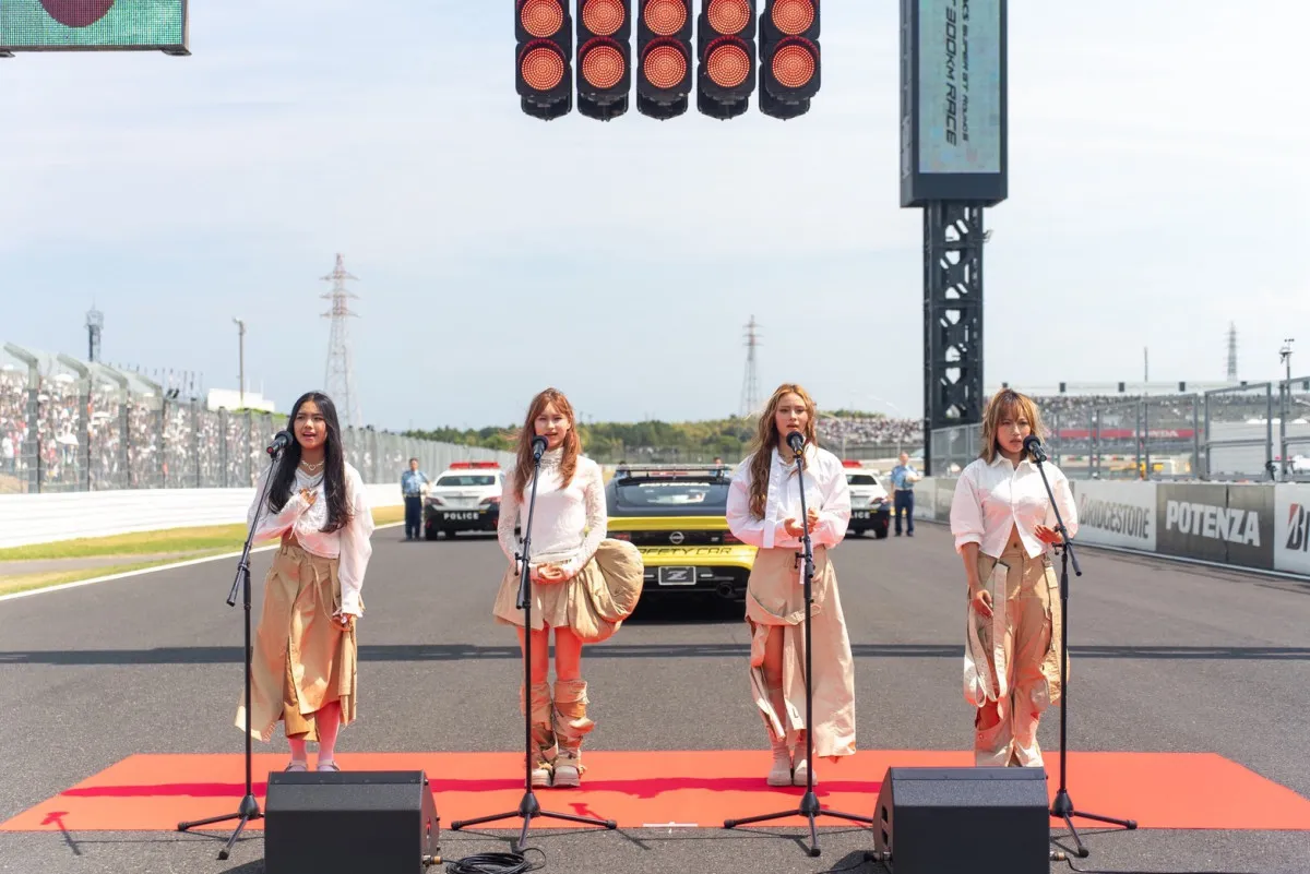 Be-ray、鈴鹿サーキットで自身初の日本国歌斉唱　SUPER GTで大役「本当に光栄」