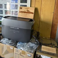富士山7合目に太陽光充電ステーション　Looopが無償提供　登山者の遭難リスク軽減へ