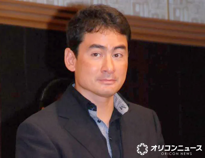 登山家・野口健、『ミス日本』グランプリの長女が誕生日を祝福　幼少期の親子写真を公開「素敵な父娘」「2人とも変わらない」