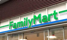 ファミリーマート、「録画面接」の導入を発表　アルバイト・パート従業員向け　店舗に行かず採用活動が可能に