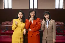 綾瀬はるか、型破りな弁護士役に「自分も励まされる」　『ファーストボイス』特別映像解禁