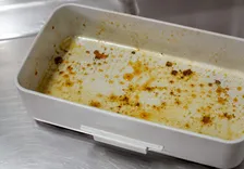 「共用スポンジが嫌なのめちゃわかる」会社で食べた弁当箱を“すぐ洗いたい”ときの便利アイテムに共感の声