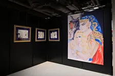 『王家の紋章』原画展がきょう開幕　美麗原画90点展示、55万円の純金箔アートなど60種以上のオリジナルグッズも登場【開催概要＆グッズ一覧】