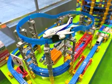 トミカ、ブラレール、ベイブレード…「今こんなことになってるの？」驚きの変化見せる“懐かしいのに知らない”おもちゃ【おもちゃショー2026】