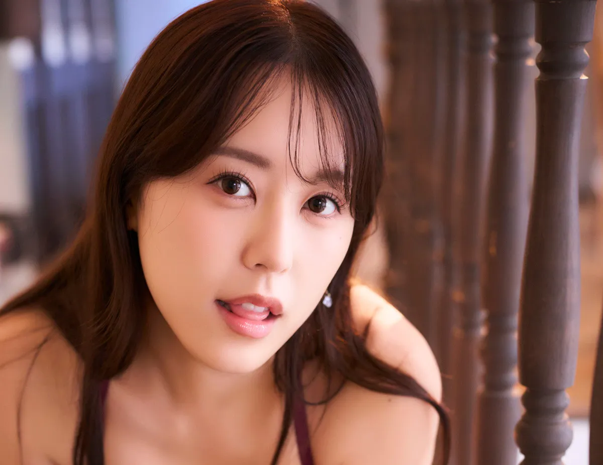 フェリス女学院卒のHカップグラドル・音羽美奈、ヨーロピアンテイストでグラビア撮影「クラシックで上品な雰囲気も好き」