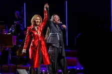 YOSHIKIはなぜ世界のトップミュージシャンとつながるのか　KORN、Jane's Addiction、ジョシュ・グローバン、ダイアナ・ロス…ジャンルを超える交友録【インタビュー】