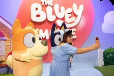 TikTokを“宣伝”の先へ　Disney+が目指す作品とファンがつながる新体験【D23レポート】