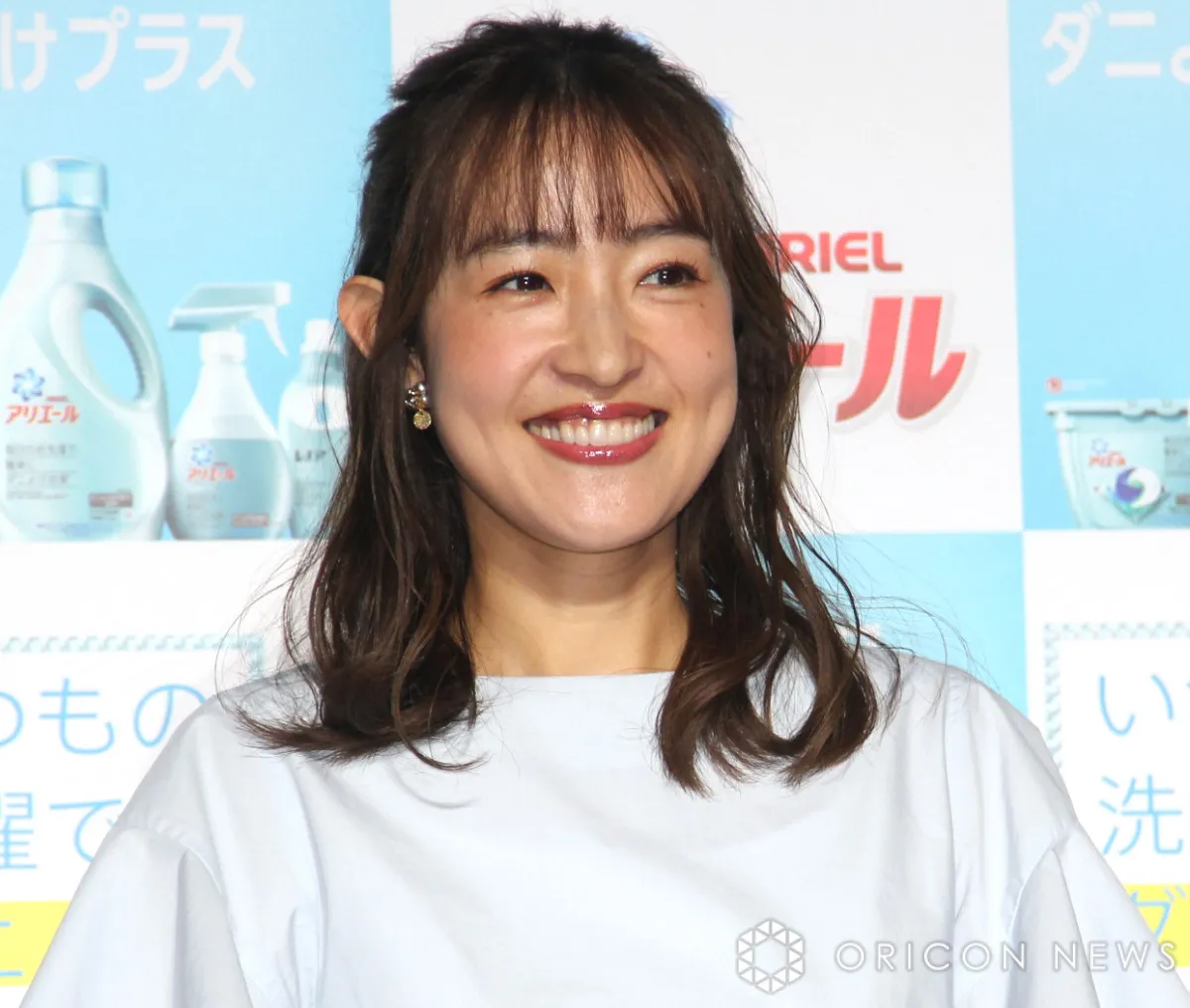 大沢あかね、近況ショットに「いつもと違う感じ」「めちゃくちゃ可愛い」　流行りにのって“ビジューデコ”