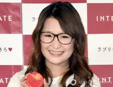 ギャル曽根、クオーター息子のショット添え「こんな所にパパのハーフの遺伝子が」