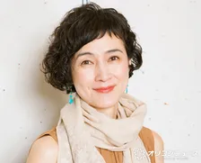 「まだ暑い日が続いていますが…」安田成美、“手編み”の新作ハンドメイド披露「なるさん、器用！」「色合いのセンスも良くて可愛らしい」