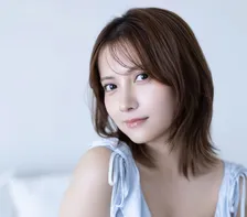 桃月なしこ、「Cool is Beautiful」をテーマに大人っぽくクールな表情で魅せる